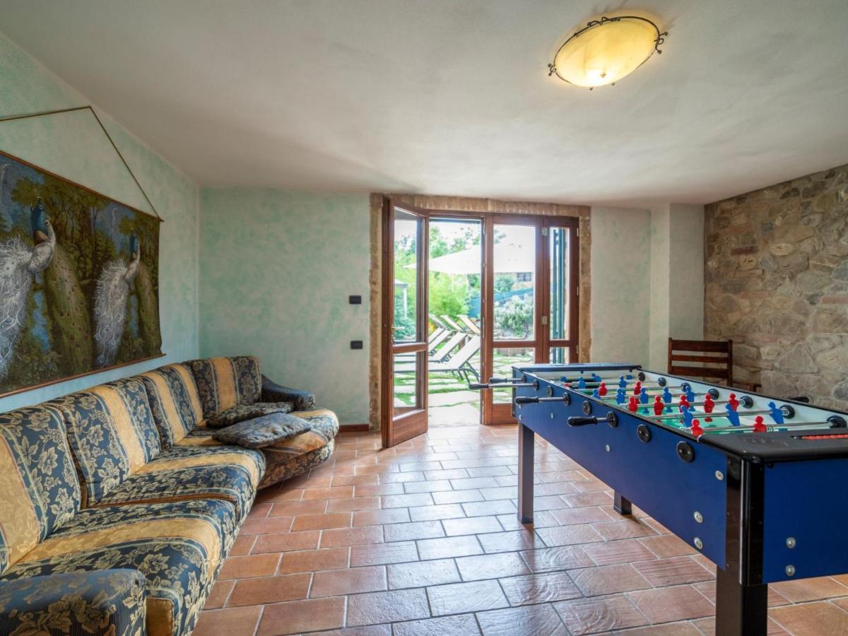 Holiday Home Rustico Cavernoso By Interhome Colle Val D'Elsa Luaran gambar